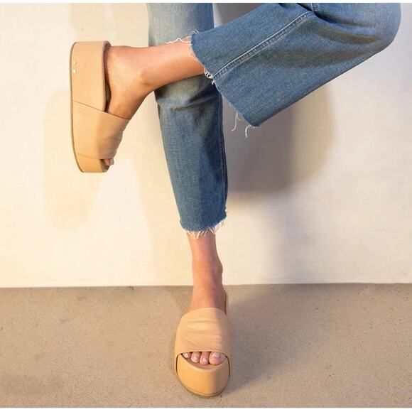 Beek Albatross Platform Flatform Slide Sandal Size 7 Nude Beige Leather Resort - Picture 1 of 8